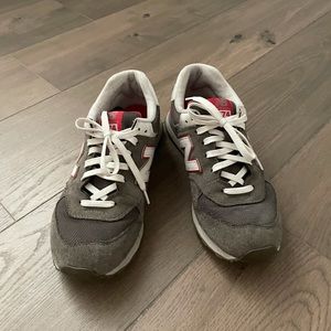 New Balance 574 Men’s Size 9 Gray